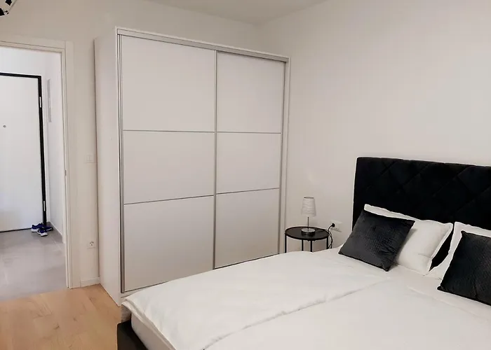 Apartment Tina Split