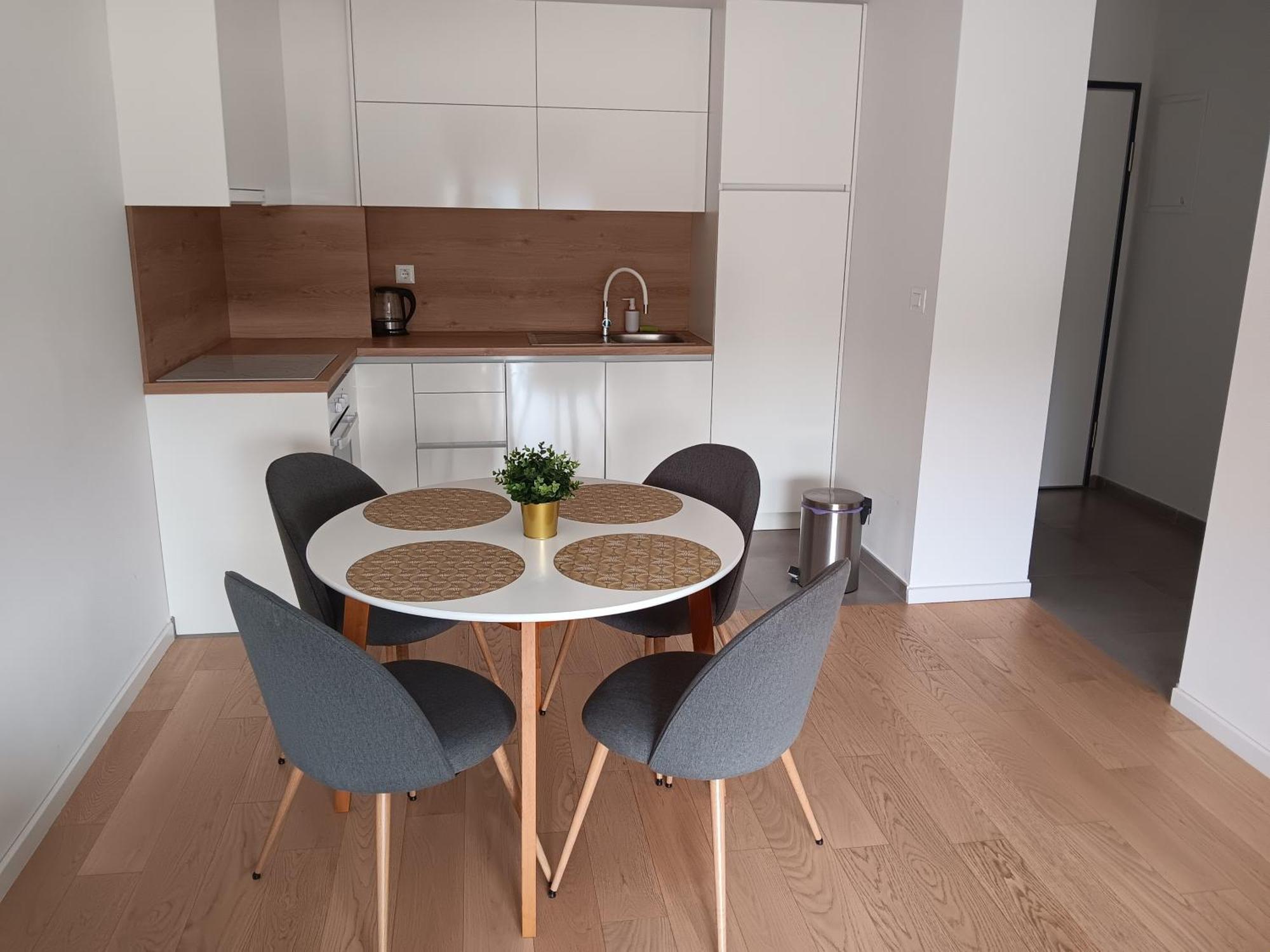 Tina Apartment *